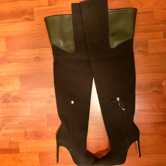 Good American Thigh High "Emma" Boots New! Black! Size 8. True to size - Picture 3 of 5